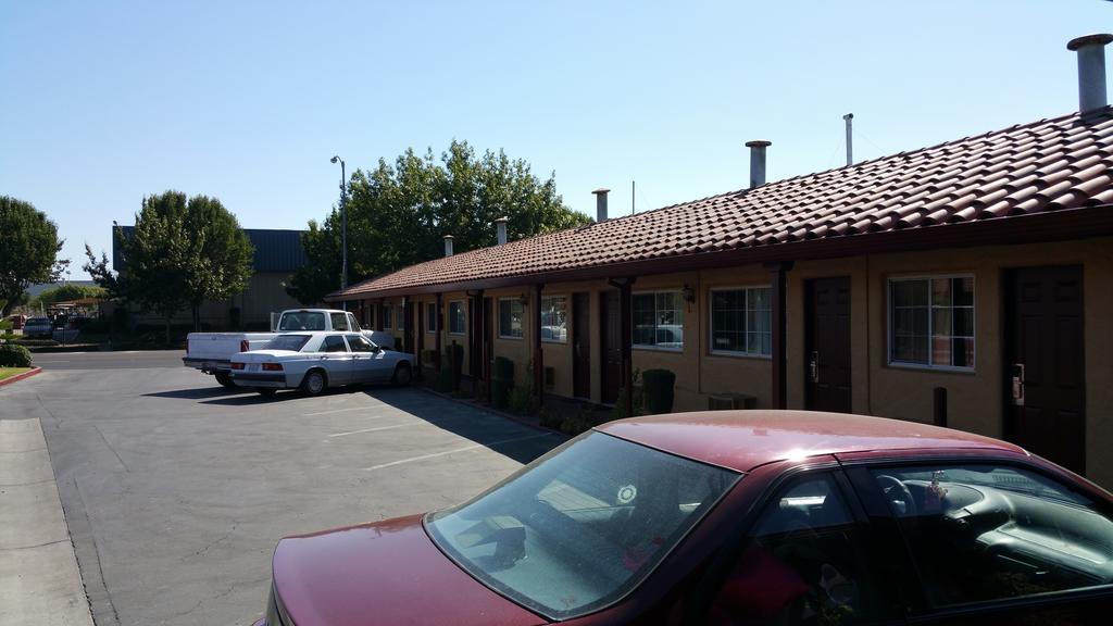 Slumber Motel Merced Dış mekan fotoğraf
